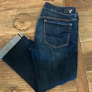 Women’s America Eagle Dark Cropped Jeans Size 8 Regular